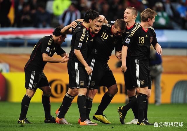 德国队完胜印度队，辛杜高光表现