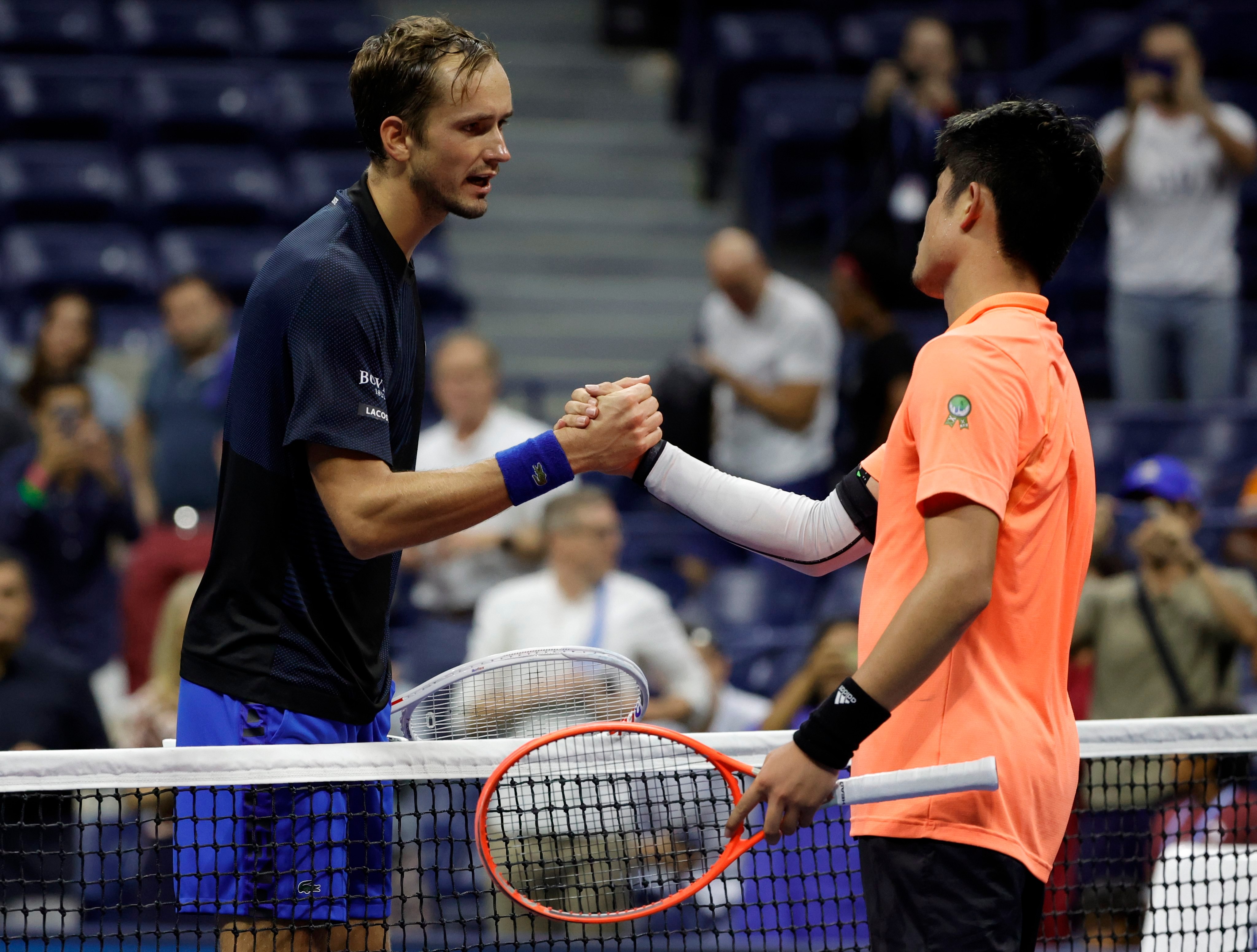 美网险胜温网,梅德韦杰夫刷新纪录 美网险胜温网,梅德韦杰夫刷新纪录