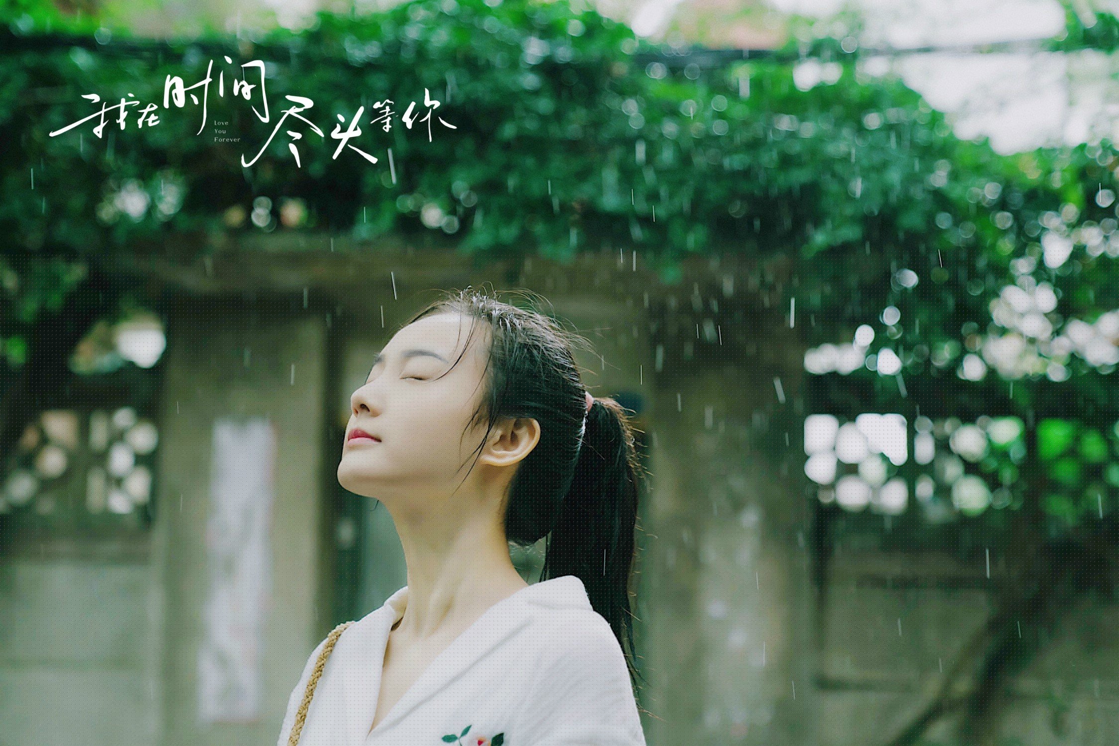 F1年度争冠之夜，班凯罗在红线区完成最后一圈制胜超车