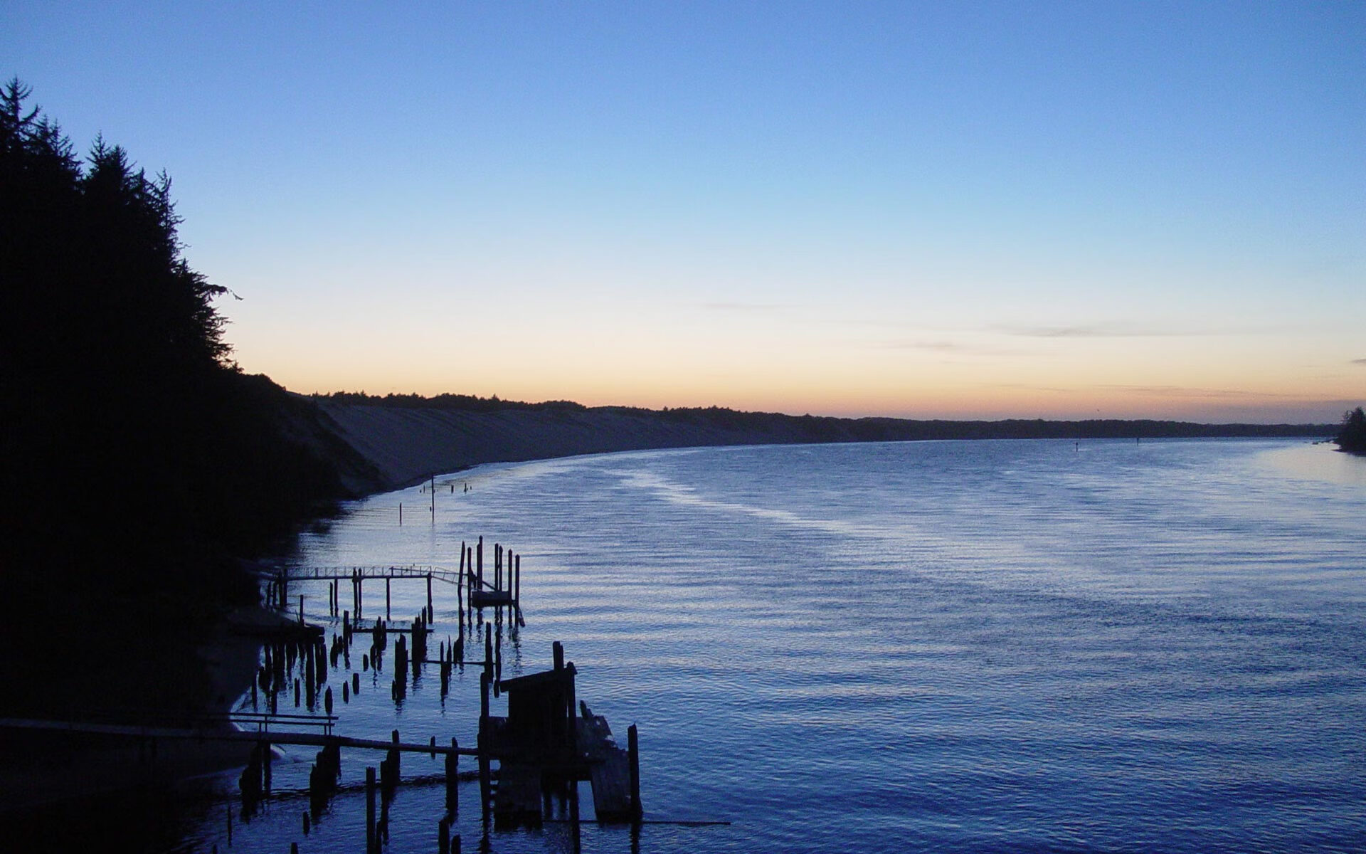 北欧神话的终结者,罗德里用两平方厘米的铁幕,冻结了芬兰的百年冰雪魔法